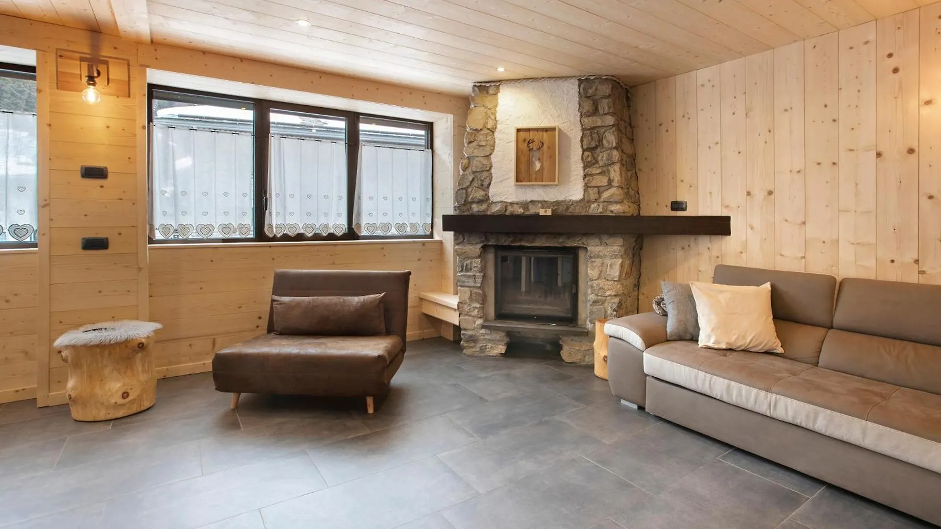 Appartamenti I Portici Santa Caterina Valfurva Apartament